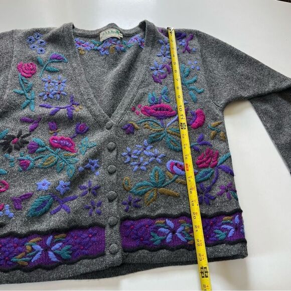L.L Bean Vintage 80’s Floral Wool Sweater Medium - Picture 9 of 12